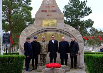 Erzincan depreminin şehitleri unutulmadı
