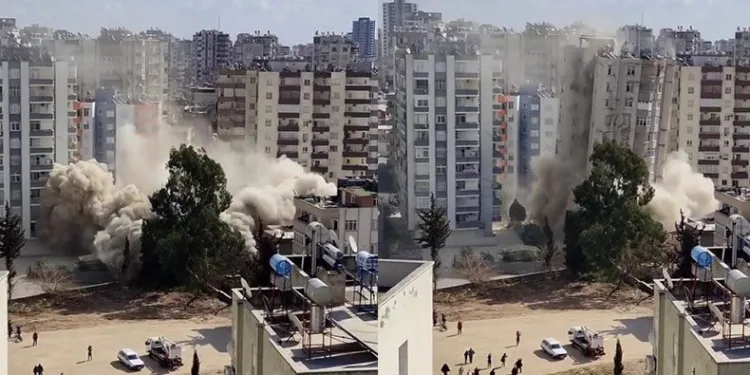 14 katlı bina kontrollü şekilde yıkıldı