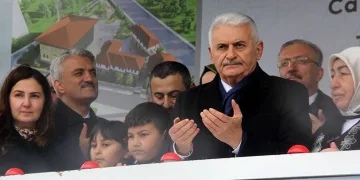 Binali Yıldırım’ın annesi vefat etti