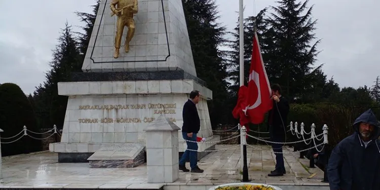 Şehitlik 18 Mart’a hazır