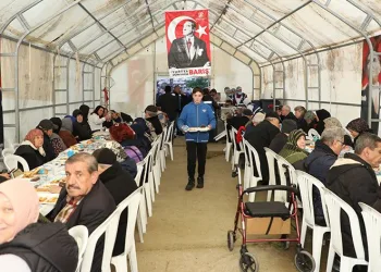 Mudanyalılar iftar sofrasında buluşuyor