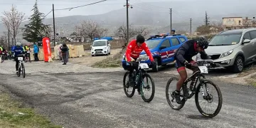 Oryantiring yarışları Kapadokya’da başladı