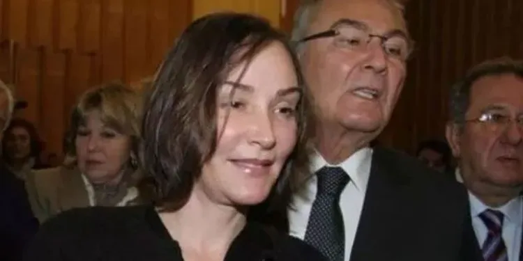 Aslı Baykal: “İyi ki Erdoğan var”