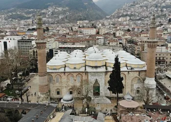 Ulu Camii mahyalarında ‘birlik’ mesajı