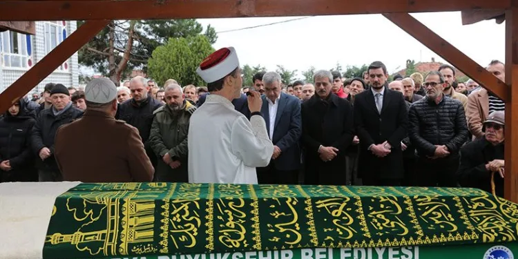 Meclis üyesi son yolculuğuna uğurlandı