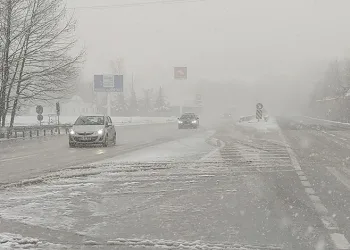 Bursa-Ankara kara yolunda kar etkili oluyor