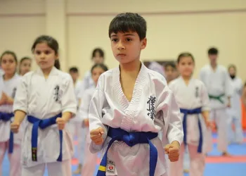 Şampiyonları Başkan Yılmaz uğurladı