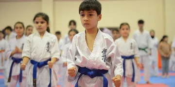 Şampiyonları Başkan Yılmaz uğurladı
