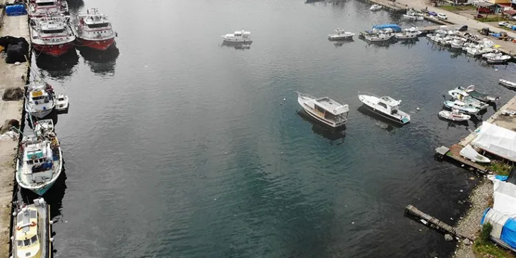 Balıkçılar sezonu erken kapattı