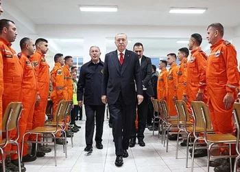 Cumhurbaşkanı Mehmetçik ile iftar yaptı