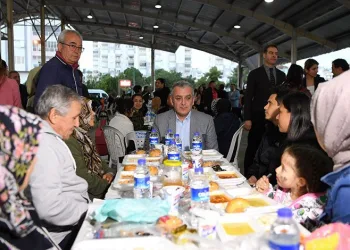 Dayanışma ve hüzün aynı sofrada