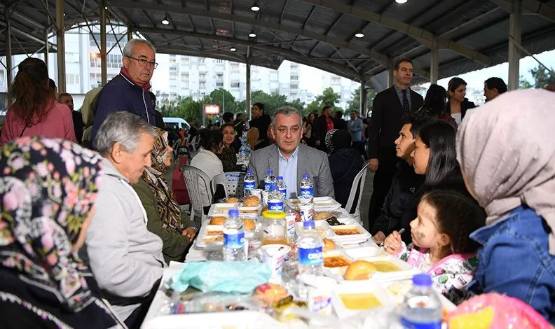 Dayanışma ve hüzün aynı sofrada