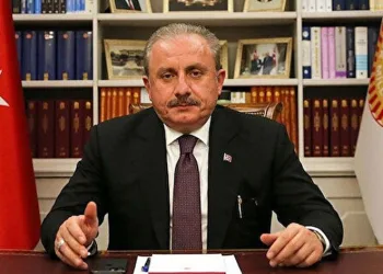 Mustafa Şentop’tan sert mesajlar