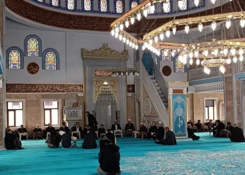 Hakkari’de mukabele geleneği sürüyor