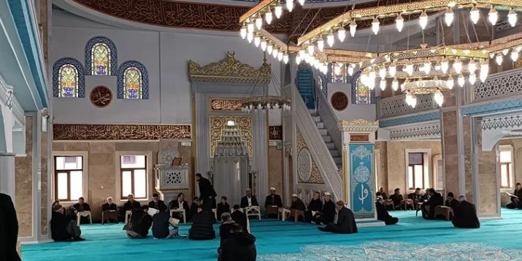 Hakkari’de mukabele geleneği sürüyor
