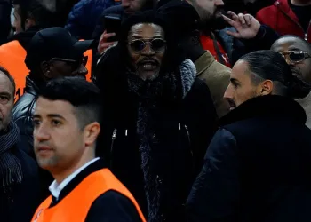 Rigobert Song maçı izledi