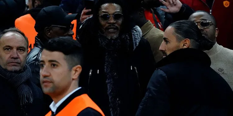 Rigobert Song maçı izledi