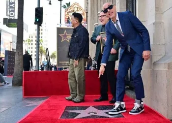 Robert Downey Jr’ın sakızı satışta