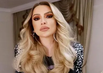 Hadise’den cesur pozlar