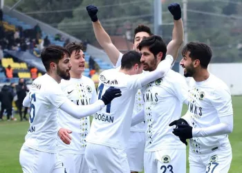 Menemen FK, galibiyet serisini 4’e çıkarmak istiyor