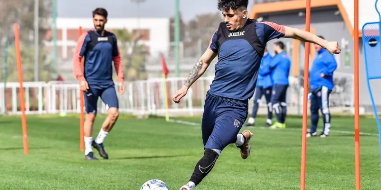 Medipol Başakşehir, Corendon Alanyaspor maçı hazırlıklarına Antalya’da devam etti