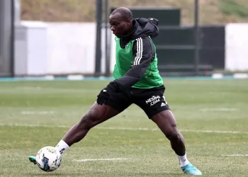 Beşiktaş kondisyon ve taktik çalıştı