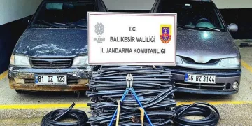 Kablo hırsızlarını JASAT yakaladı