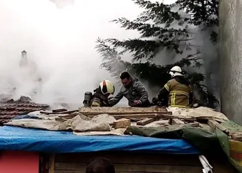 Bursa’da 3 itfaiye eri ölümden döndü