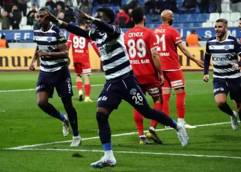 Spor Toto Süper Lig: Kasımpaşa: 3 – Antalyaspor: 1