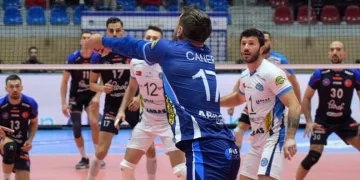 Arkas Spor düşüşte