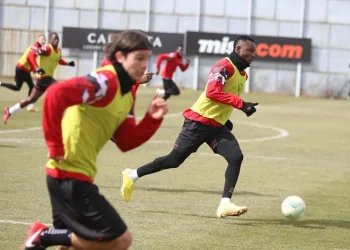 DG Sivasspor’da Fiorentina mesaisi devam etti