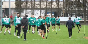 6 maçtır mağlubiyeti olmayan Sakaryaspor, Samsunspor mesaisinde