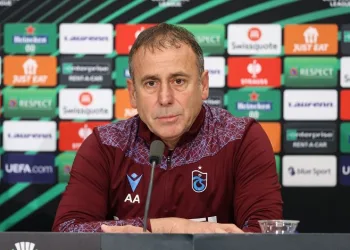 Abdullah Avcı: “Trabzonspor, geriye değil ileriye gitmeli”