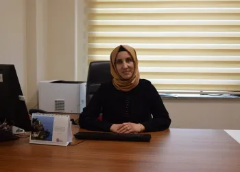 Depremzede çocuklar en kısa sürede günlük rutinlerine dönmeli