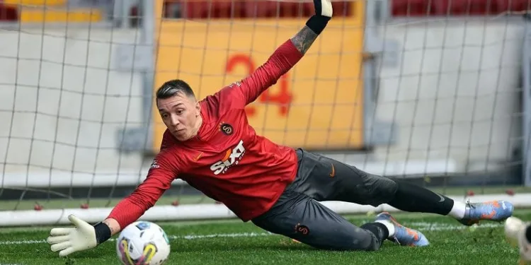 Galatasaray’da Muslera sevinci