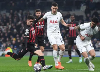 Milan, Şampiyonlar Ligi’nde çeyrek final biletini aldı