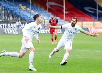 Menemen FK’nın dış saha serüveni başlıyor