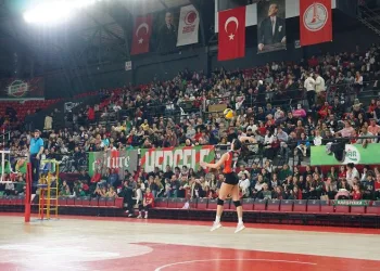 Karşıyaka – Göztepe derbisinin biletleri satışa çıktı