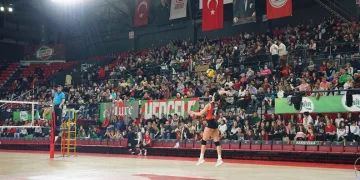 Karşıyaka – Göztepe derbisinin biletleri satışa çıktı