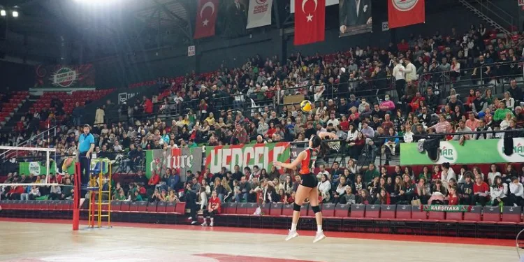 Karşıyaka – Göztepe derbisinin biletleri satışa çıktı