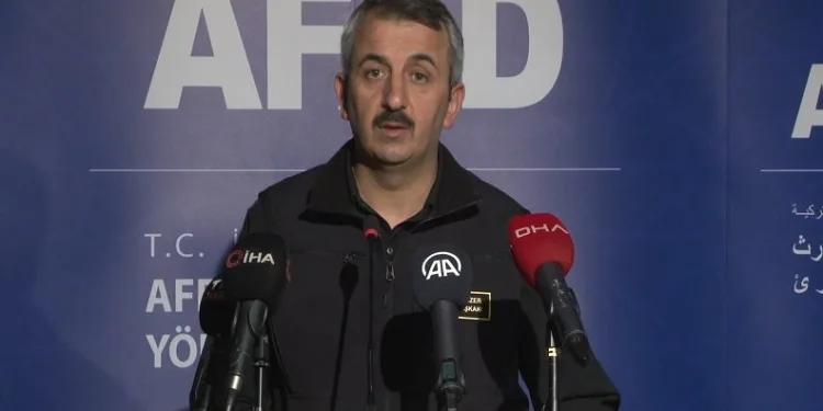 “Şu an itibariyle 47 bin 475 kişi hayatını kaybetti”