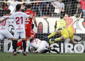 Fenerbahçe’nin rakibi Sevilla geriden gelip kazandı