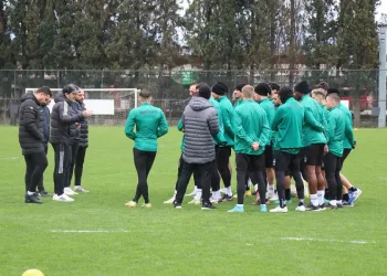 Sakaryaspor Teknik Direktörü Taner Taşkın: “Sahada savaşan bir takım görecekler”