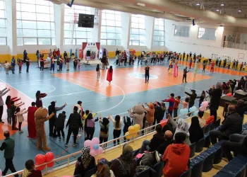 Depremzede çocuklar moral buldu