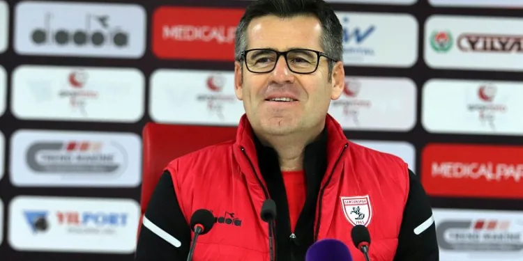 Y. Samsunspor Teknik Direktörü Hüseyin Eroğlu: “Şu an lideriz, önemli olan şampiyon olmak”