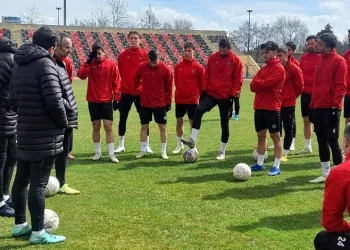 Uşakspor kötü gidişe dur demek istiyor