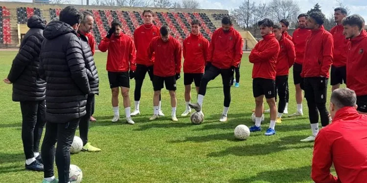 Uşakspor kötü gidişe dur demek istiyor