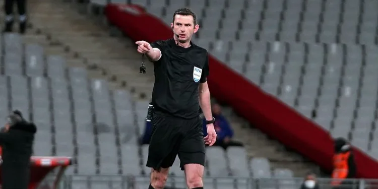 Fenerbahçe-Sevilla maçını Michael Oliver yönetecek