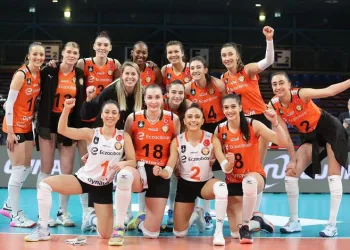 CEV Şampiyonlar Ligi: Developres Rzeszow: 1 – Eczacıbaşı Dynavit: 3