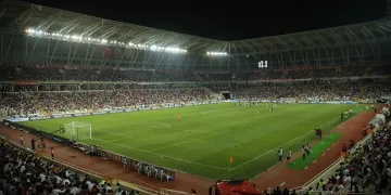 Afetzedeler DG Sivasspor-Fiorentina maçını ücretsiz izleyecek